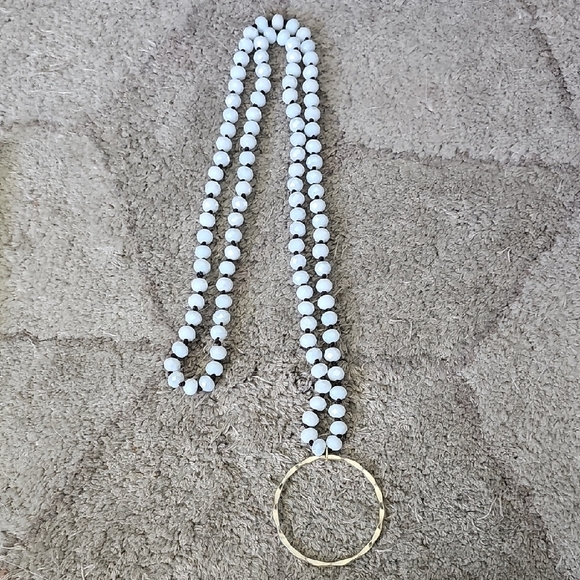 White Glass Beaded Necklace With Gold Hoop. - Picture 1 of 2